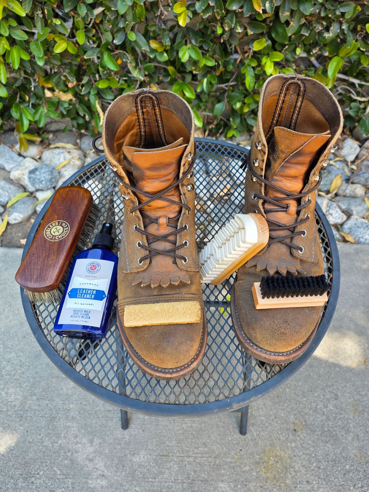 Photo by kananaios on March 23, 2026 of the Red Wing Iron Ranger in S.B. Foot Hawthorne Muleskinner.