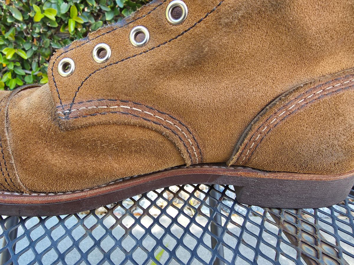 Photo by kananaios on March 23, 2026 of the Red Wing Iron Ranger in S.B. Foot Hawthorne Muleskinner.