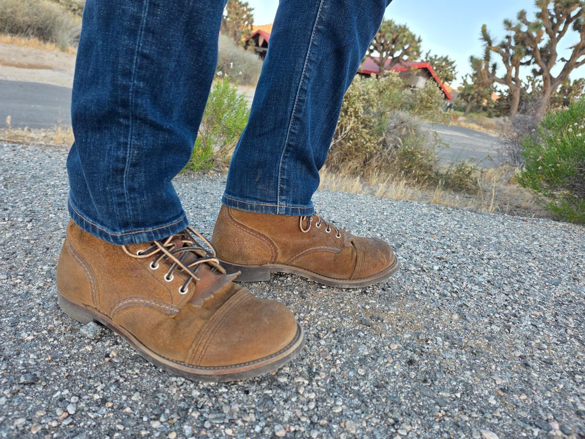 Photo by kananaios on May 10, 2026 of the Red Wing Iron Ranger in S.B. Foot Hawthorne Muleskinner.