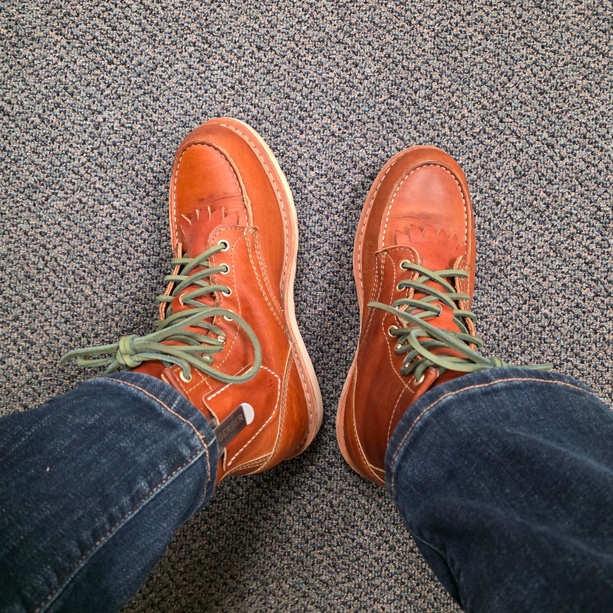 Photo by kananaios on December 9, 2025 of the White's Perry 6" Select in Seidel Tobacco Stampede.