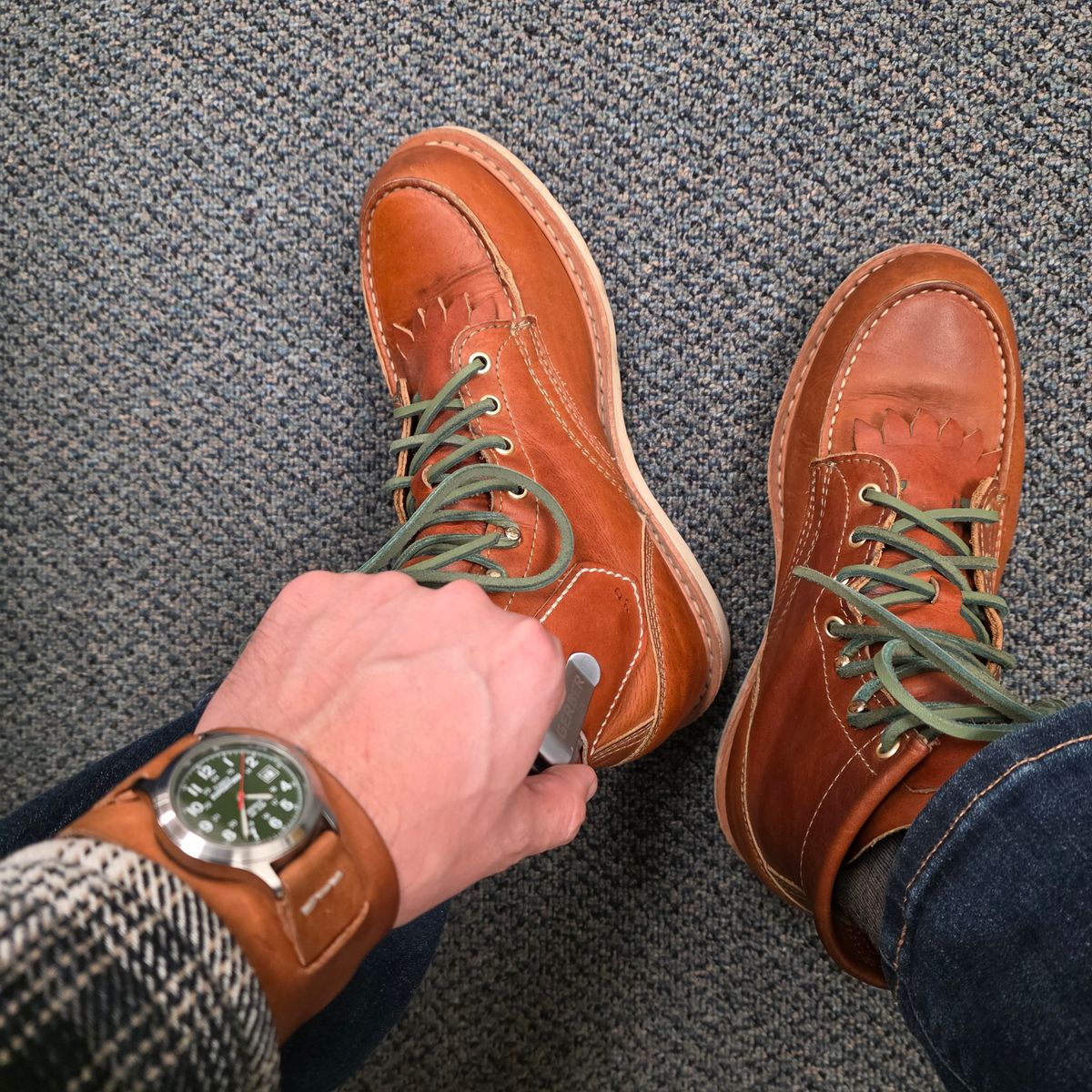 Photo by kananaios on December 9, 2025 of the White's Perry 6" Select in Seidel Tobacco Stampede.