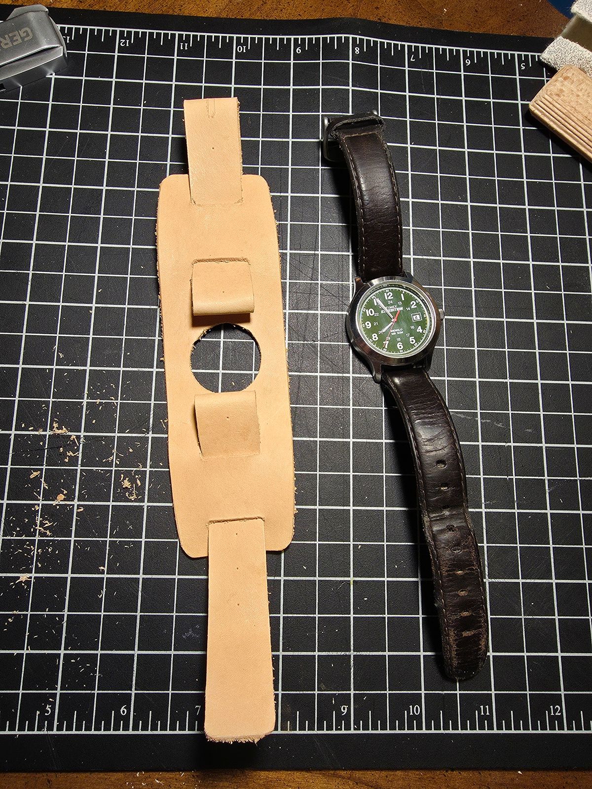 Photo by kananaios on October 5, 2025 of the Self-Made Winston Pattern in Unknown Natural Veg Tan.