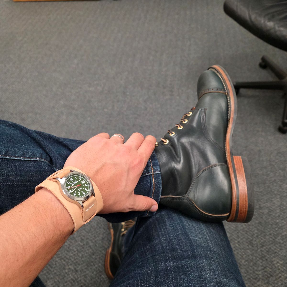 Photo by kananaios on October 7, 2025 of the Self-Made Winston Pattern in Unknown Natural Veg Tan.