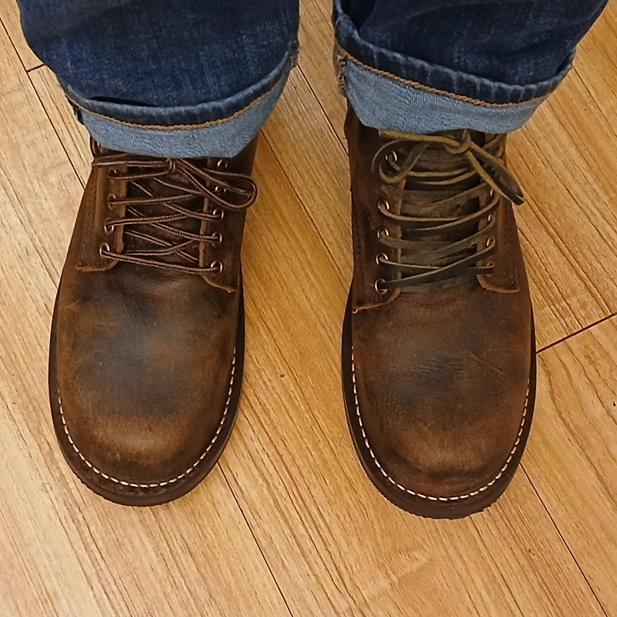 Photo by kananaios on January 15, 2025 of the Thursday Brawler in C.F. Stead Bronze Brown Rambler.