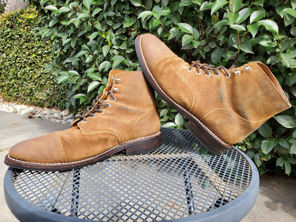 Photo by kananaios on February 3, 2024 of the Thursday Captain in Safari WeatherSafe Suede.