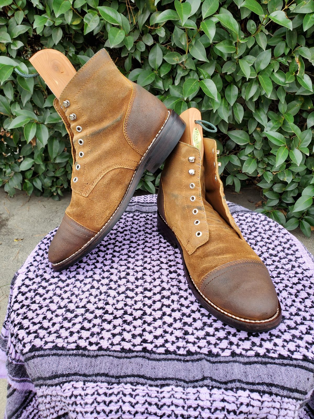 Photo by kananaios on February 4, 2024 of the Thursday Captain in Safari WeatherSafe Suede.