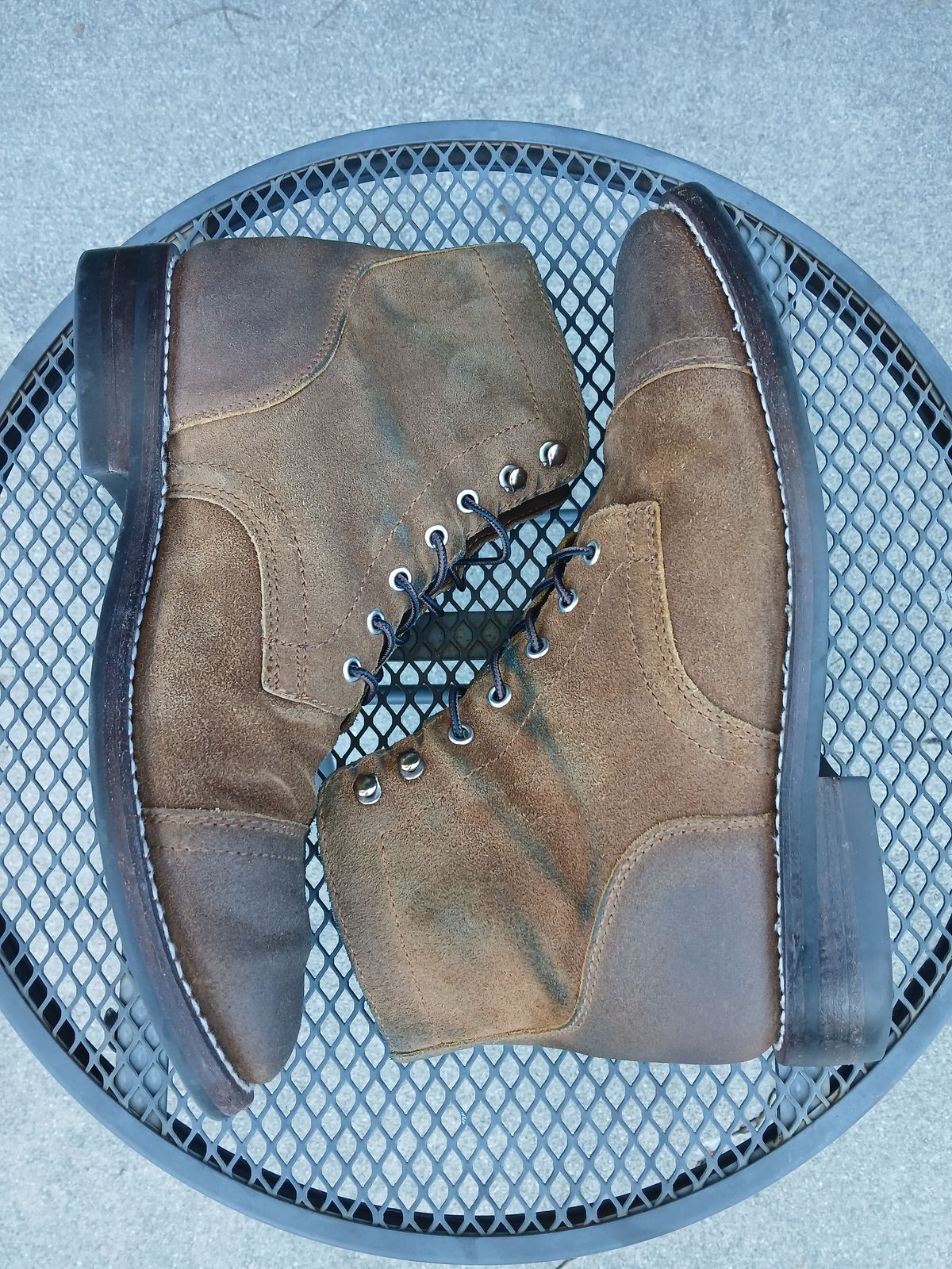 Photo by kananaios on April 2, 2024 of the Thursday Captain in Safari WeatherSafe Suede.