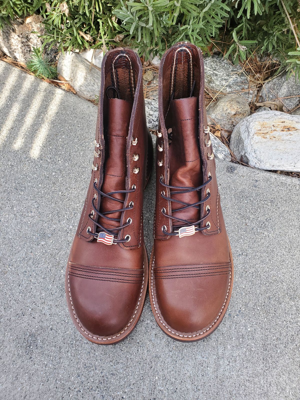 Photo by kananaios on November 4, 2023 of the Red Wing Iron Ranger in S.B. Foot Amber Harness.
