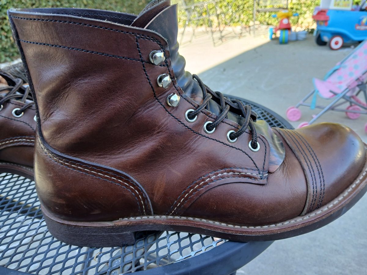 Photo by kananaios on July 30, 2024 of the Red Wing Iron Ranger in S.B. Foot Amber Harness.