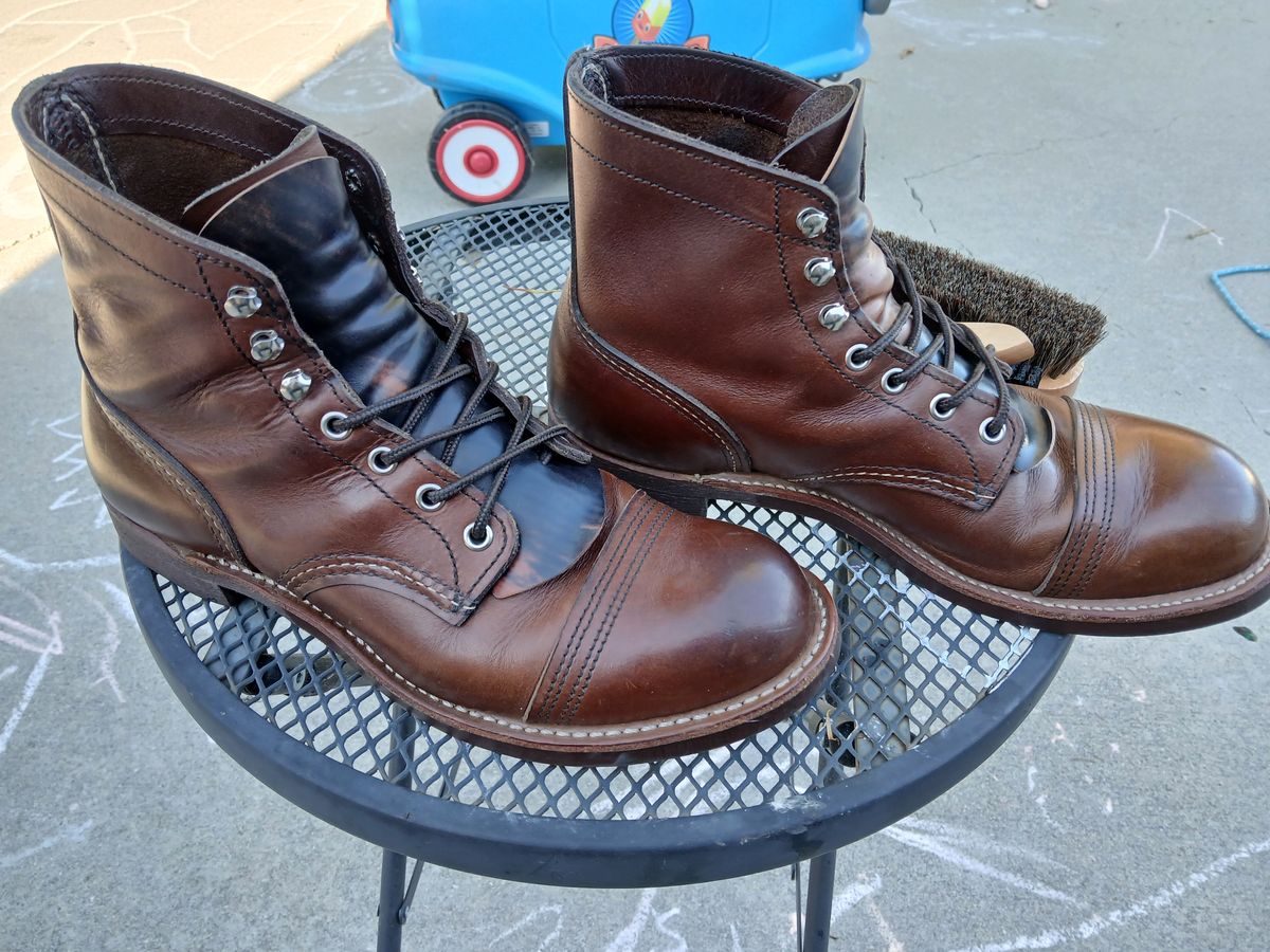 Photo by kananaios on July 30, 2024 of the Red Wing Iron Ranger in S.B. Foot Amber Harness.