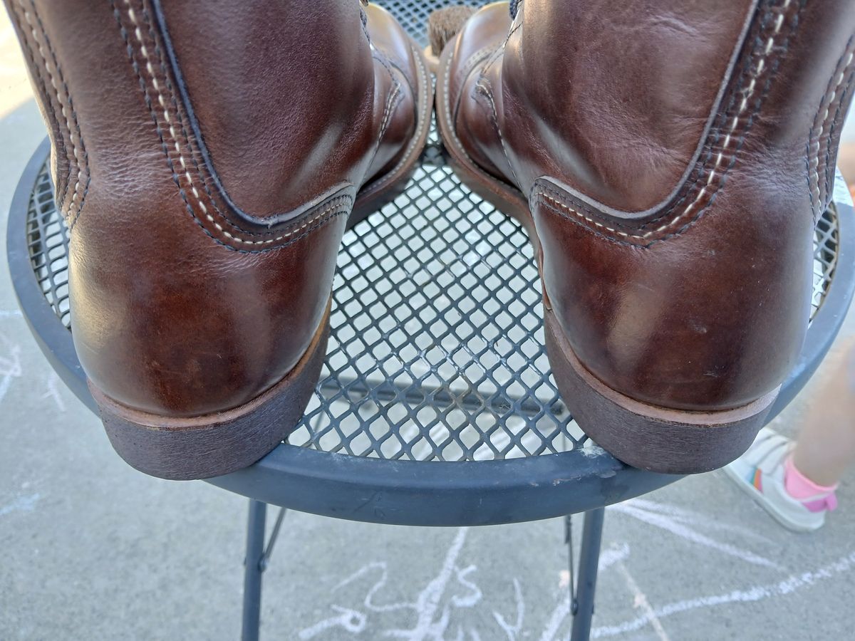 Photo by kananaios on July 30, 2024 of the Red Wing Iron Ranger in S.B. Foot Amber Harness.