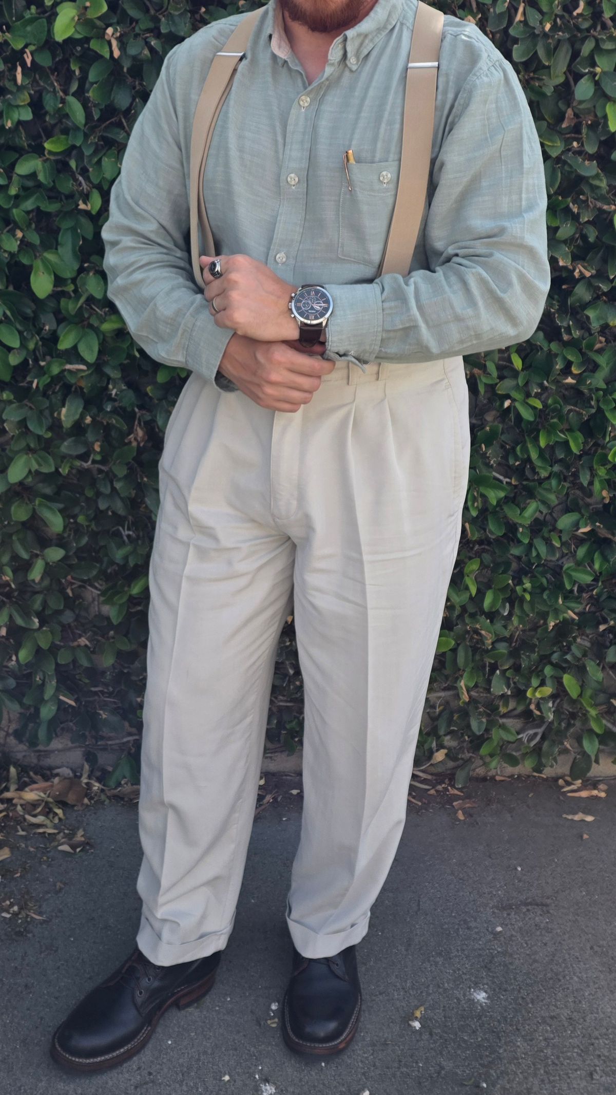 Photo by kananaios on April 5, 2026 of the White's Semi-Dress in Seidel Brown Dress.