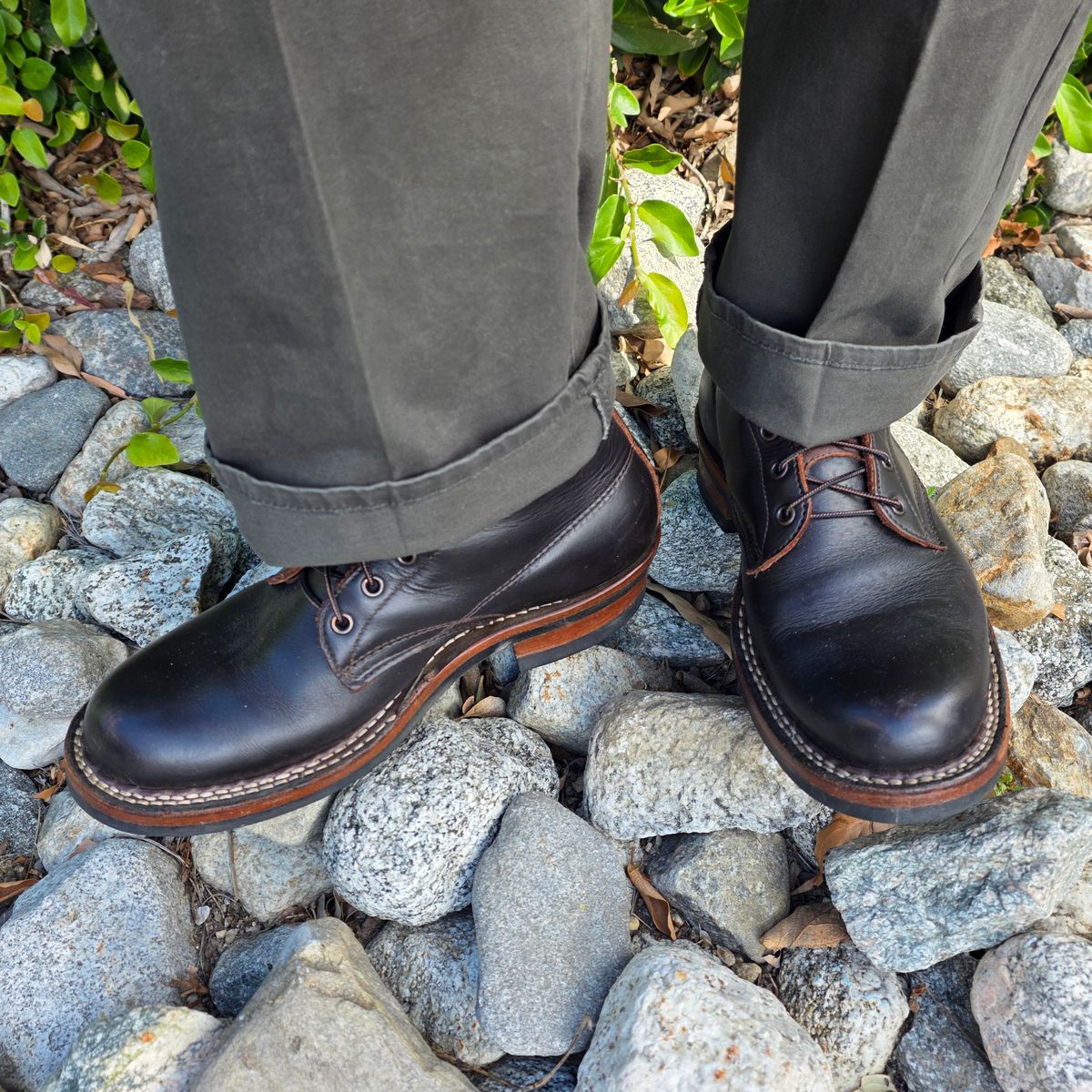 Photo by kananaios on April 6, 2026 of the White's Semi-Dress in Seidel Brown Dress.