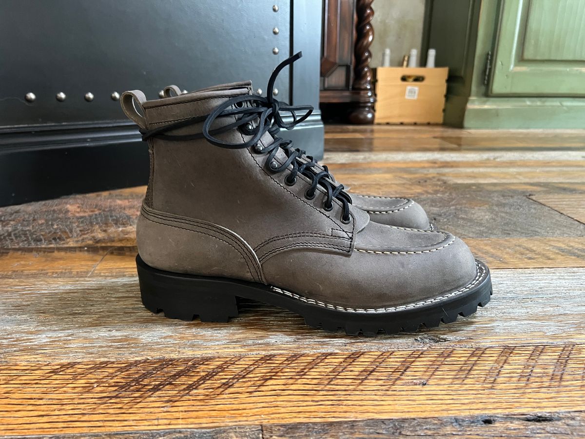 Photo by colehamilton on November 3, 2023 of the Nicks Moc Toe in Horween Steel Predator.