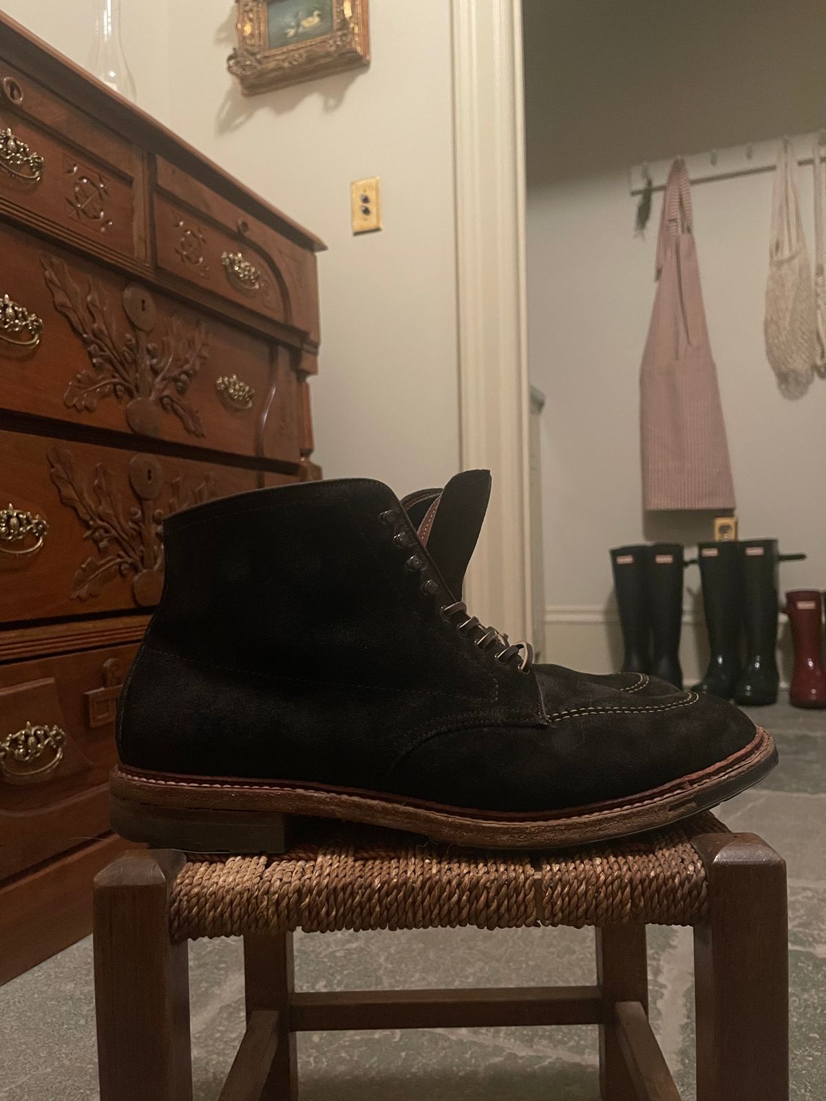 Photo by rufio on February 6, 2023 of the Alden Indy Boot in Horween Earth Chamois Roughout.