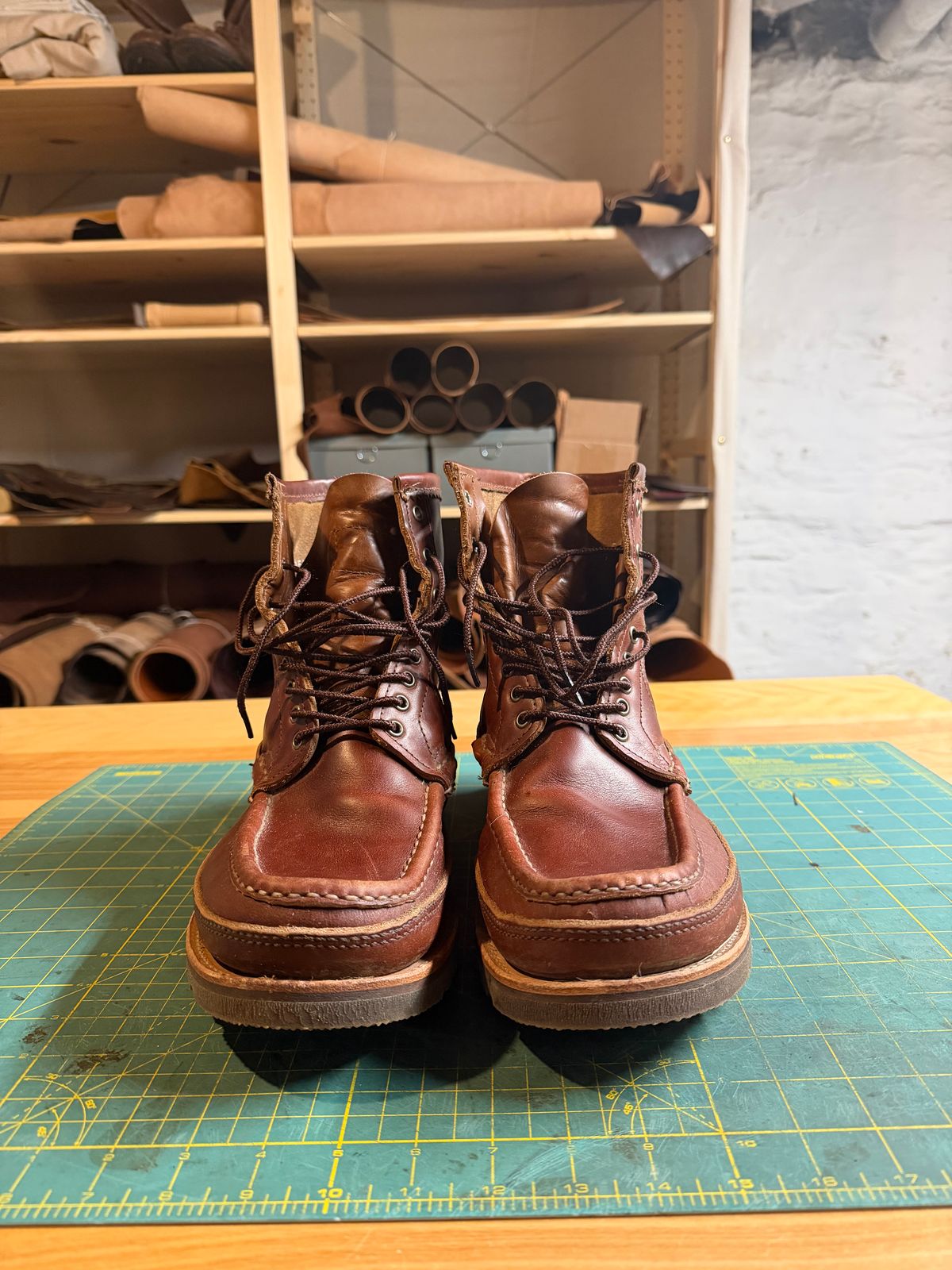 Photo by rufio on November 5, 2025 of the Russell Moccasin Co. Custom Model in Seidel Crust Double Shot.