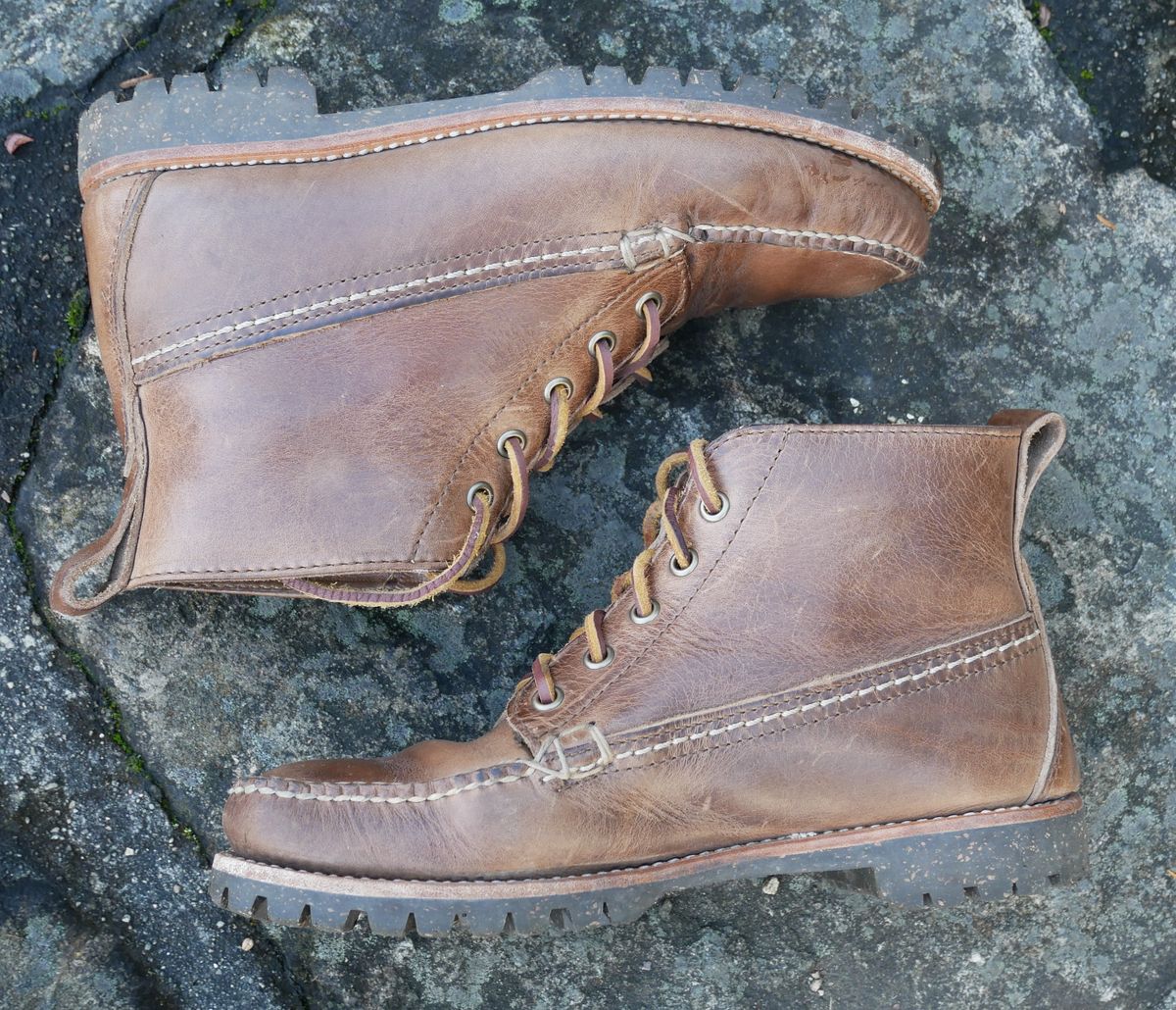 Photo by up2in2 on November 1, 2023 of the Oak Street Bootmakers Camp Boot in Horween Natural Chromexcel.