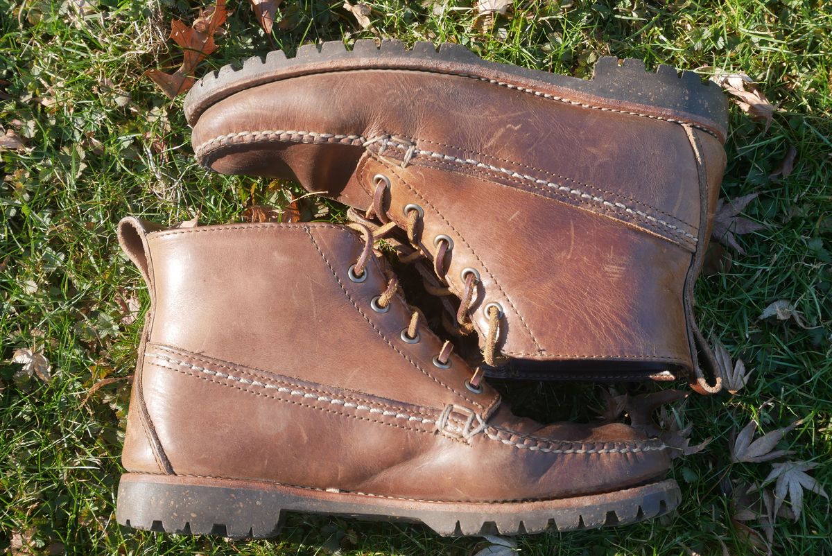 Photo by up2in2 on January 5, 2024 of the Oak Street Bootmakers Camp Boot in Horween Natural Chromexcel.