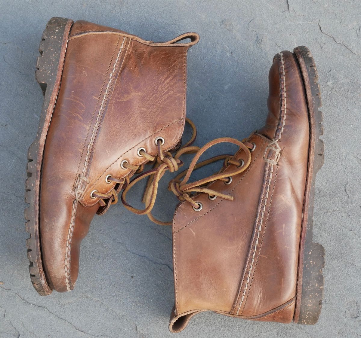 Photo by up2in2 on April 5, 2024 of the Oak Street Bootmakers Camp Boot in Horween Natural Chromexcel.