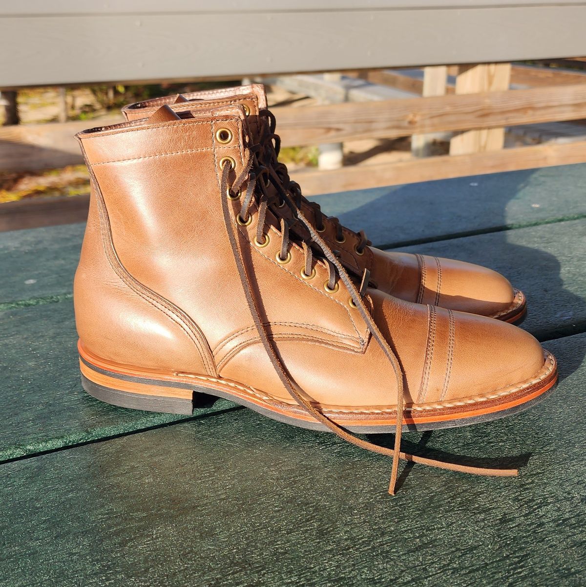 Photo by Capt305 on October 1, 2022 of the White's MP-M1TC in Horween Natural Chromexcel.