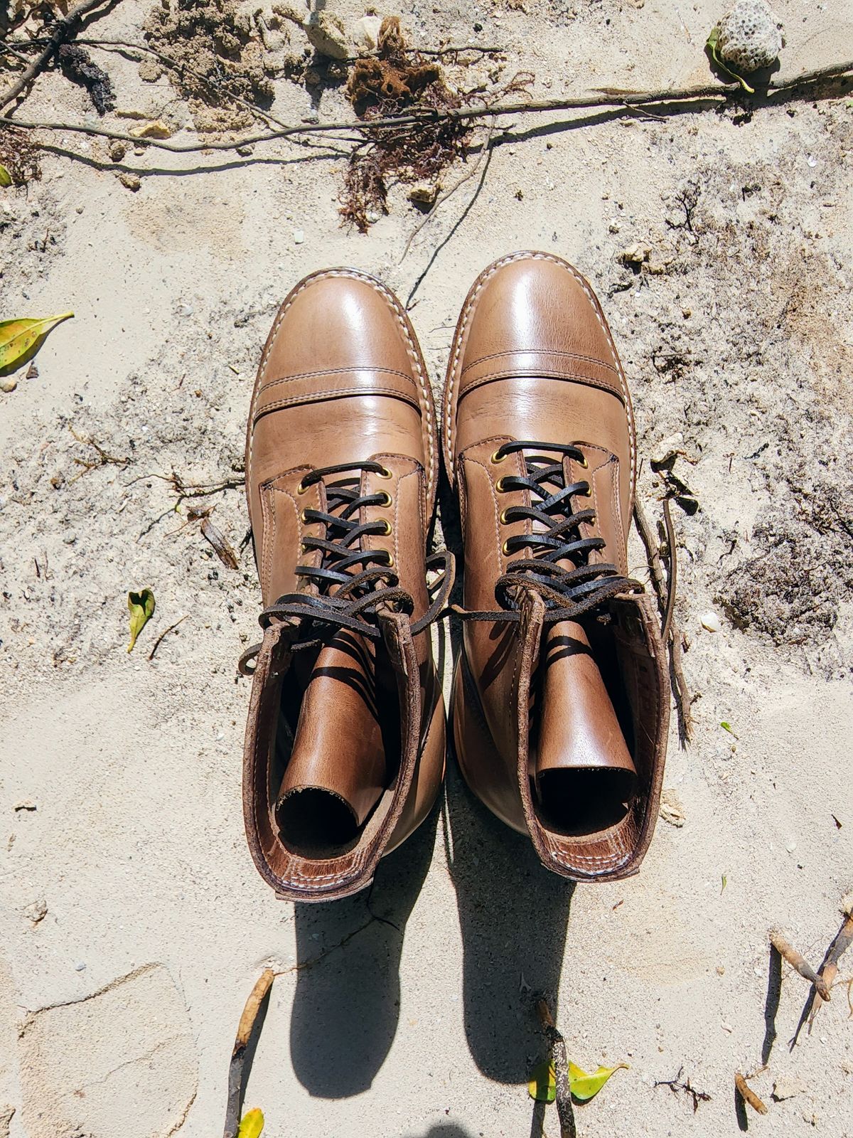 Photo by Capt305 on October 1, 2022 of the White's MP-M1TC in Horween Natural Chromexcel.