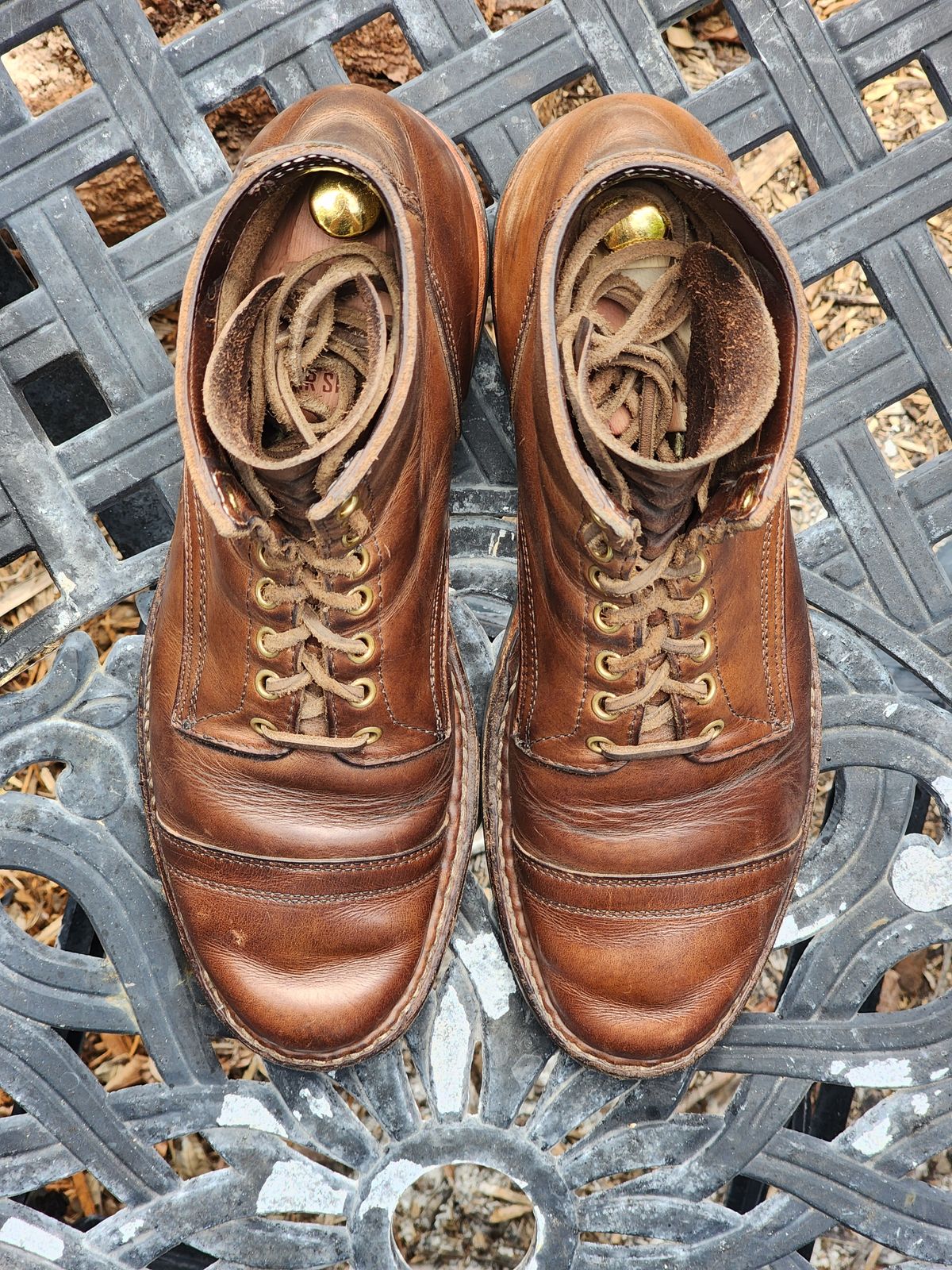 Photo by Capt305 on January 4, 2023 of the White's MP-M1TC in Horween Natural Chromexcel.