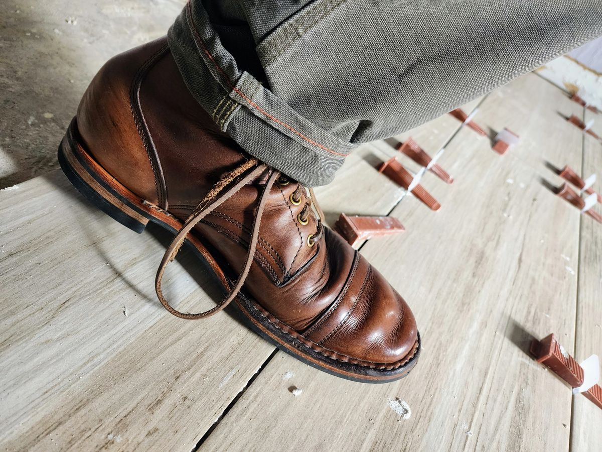 Photo by Capt305 on February 5, 2023 of the White's MP-M1TC in Horween Natural Chromexcel.