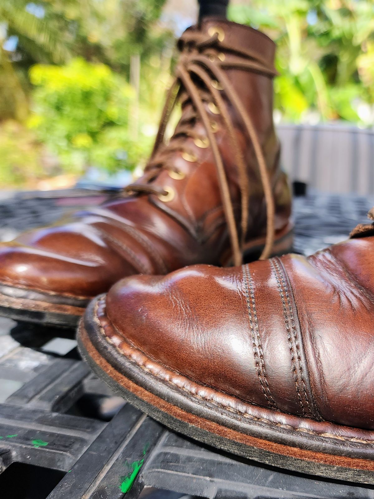 Photo by Capt305 on April 1, 2023 of the White's MP-M1TC in Horween Natural Chromexcel.