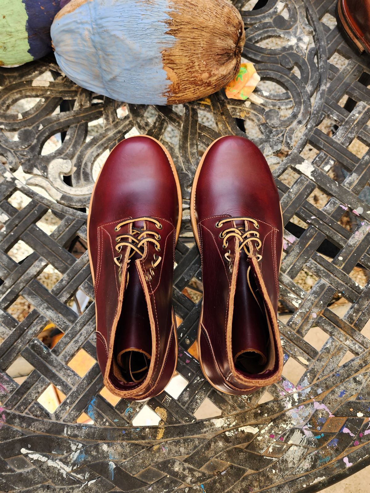 Photo by Capt305 on October 1, 2023 of the Oak Street Bootmakers Trench Boot in Horween Color 8 Chromexcel.
