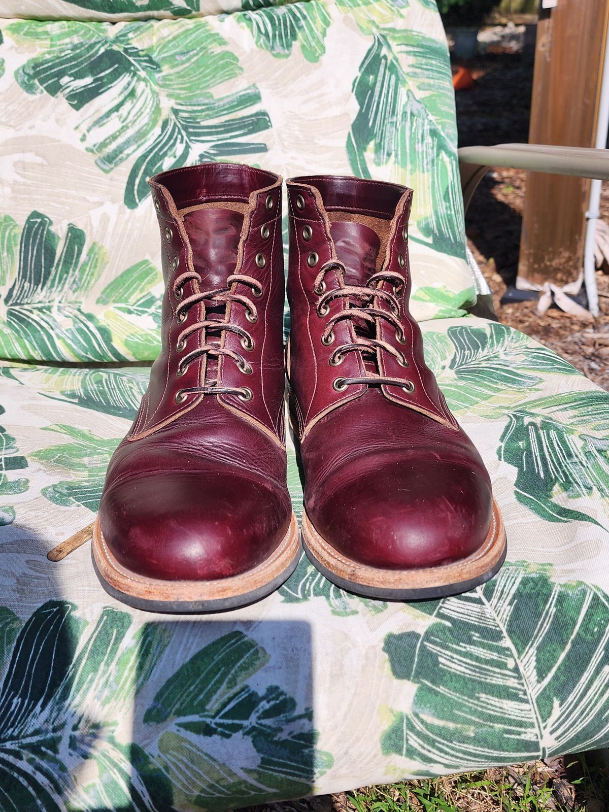 Photo by Capt305 on December 3, 2023 of the Oak Street Bootmakers Trench Boot in Horween Color 8 Chromexcel.