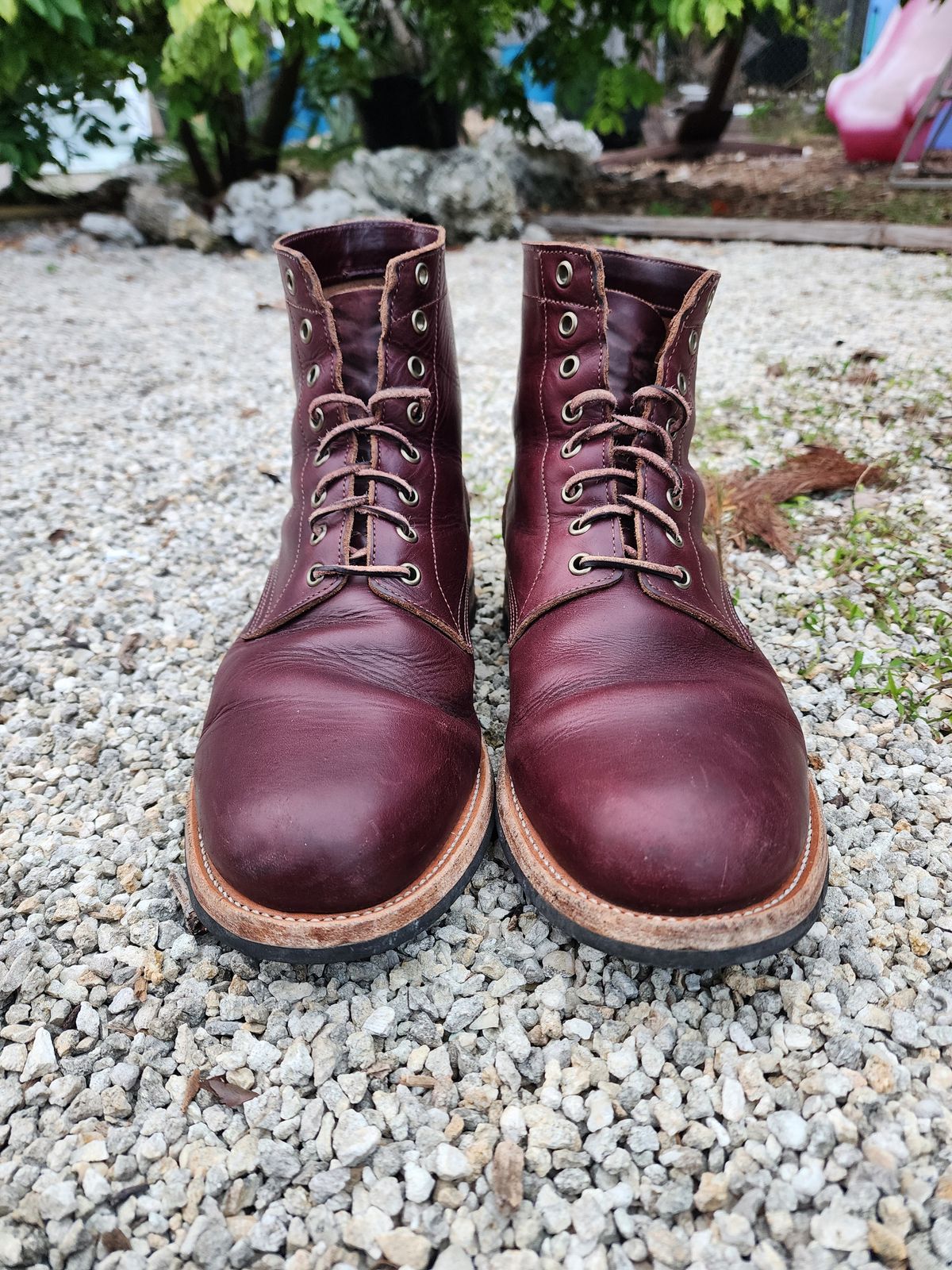 Photo by Capt305 on January 5, 2024 of the Oak Street Bootmakers Trench Boot in Horween Color 8 Chromexcel.