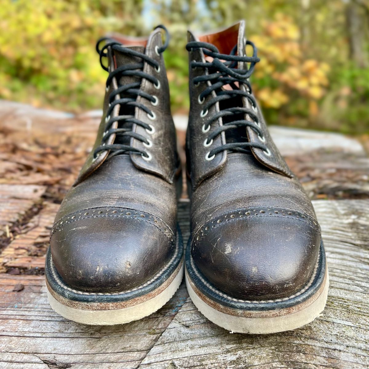 Photo by renee2day on November 6, 2024 of the Grant Stone Garrison Boot in Black Waxed Deer.