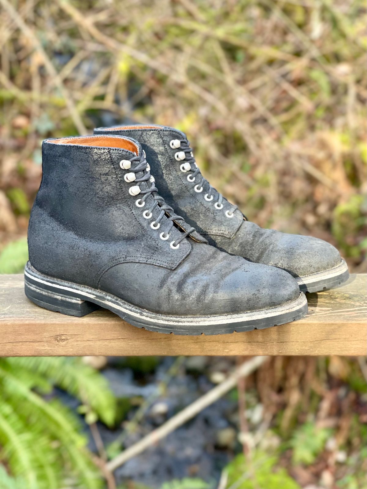 Photo by renee2day on February 5, 2024 of the Grant Stone Edward Boot in C.F. Stead Black Waxy Commander Suede.