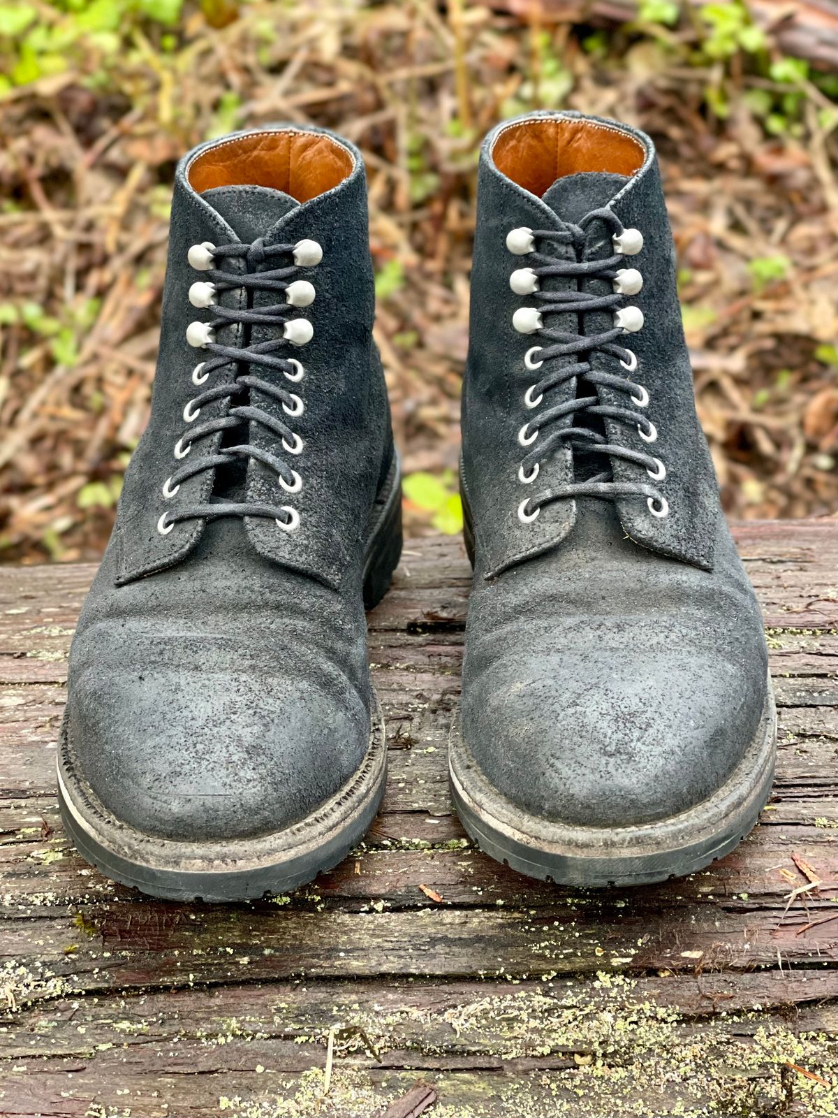 Photo by renee2day on April 5, 2024 of the Grant Stone Edward Boot in C.F. Stead Black Waxy Commander Suede.