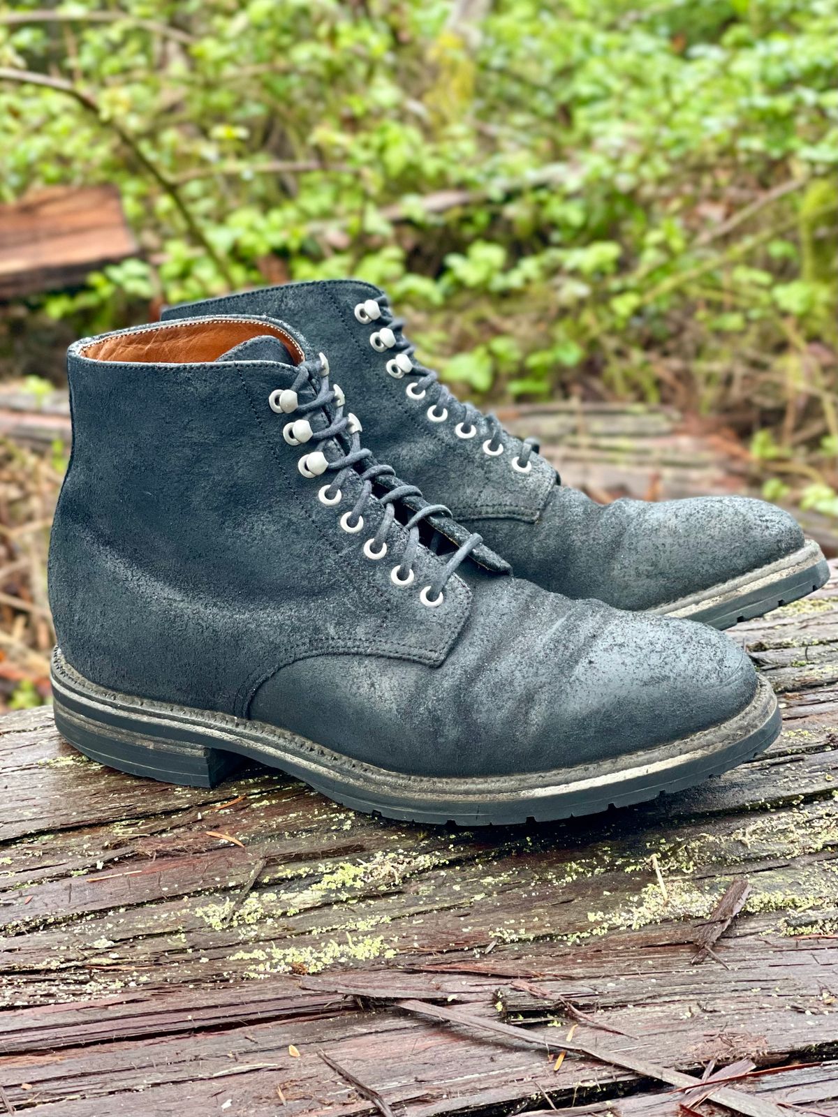 Photo by renee2day on April 5, 2024 of the Grant Stone Edward Boot in C.F. Stead Black Waxy Commander Suede.