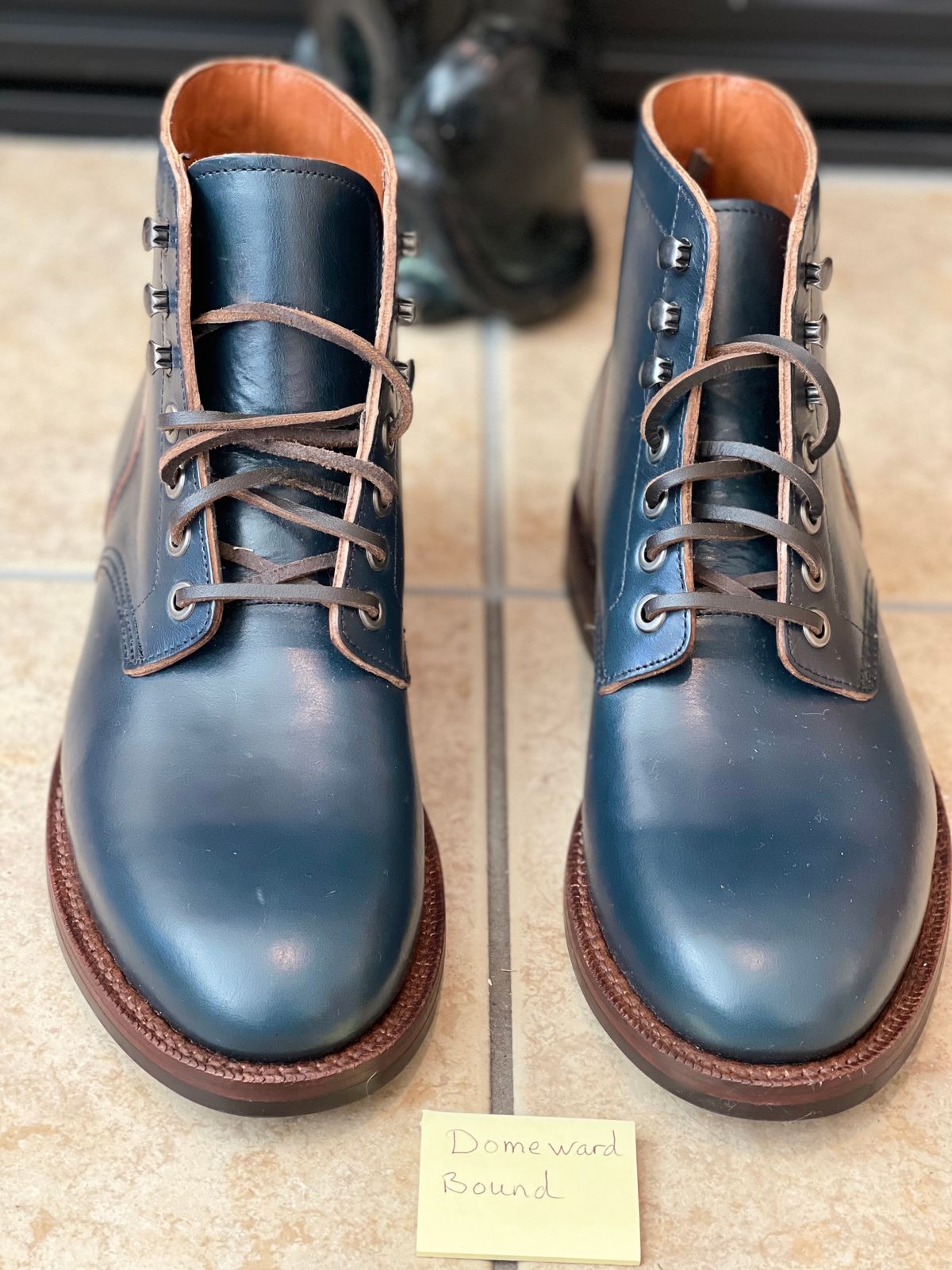 Photo by renee2day on October 1, 2023 of the Grant Stone Diesel Boot in Horween Navy Chromexcel.