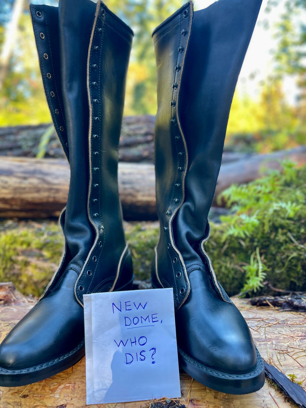 Photo by renee2day on October 1, 2025 of the Nicks Packer in Horween Black Chromexcel.