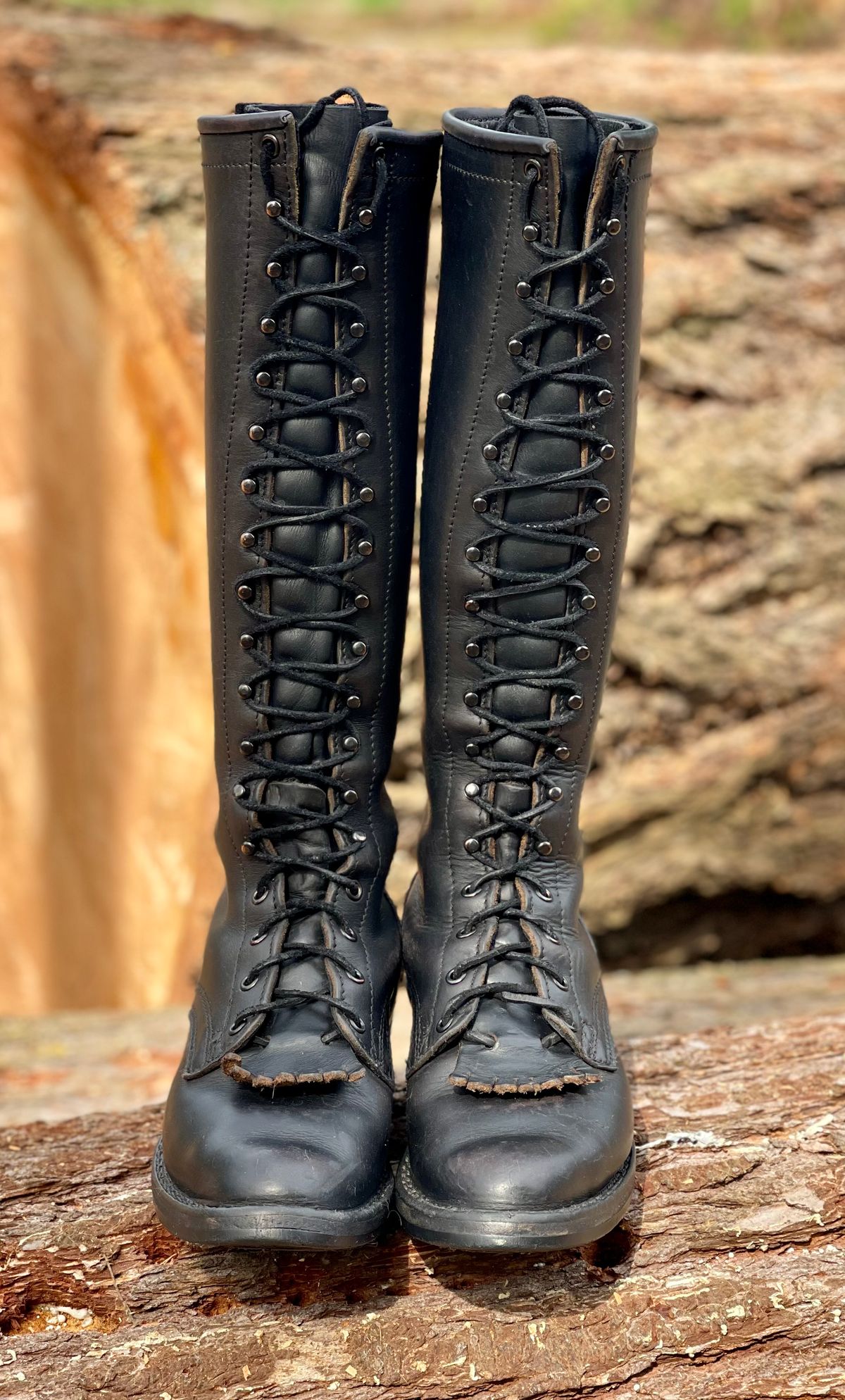 Photo by renee2day on April 5, 2026 of the Nicks Packer in Horween Black Chromexcel.