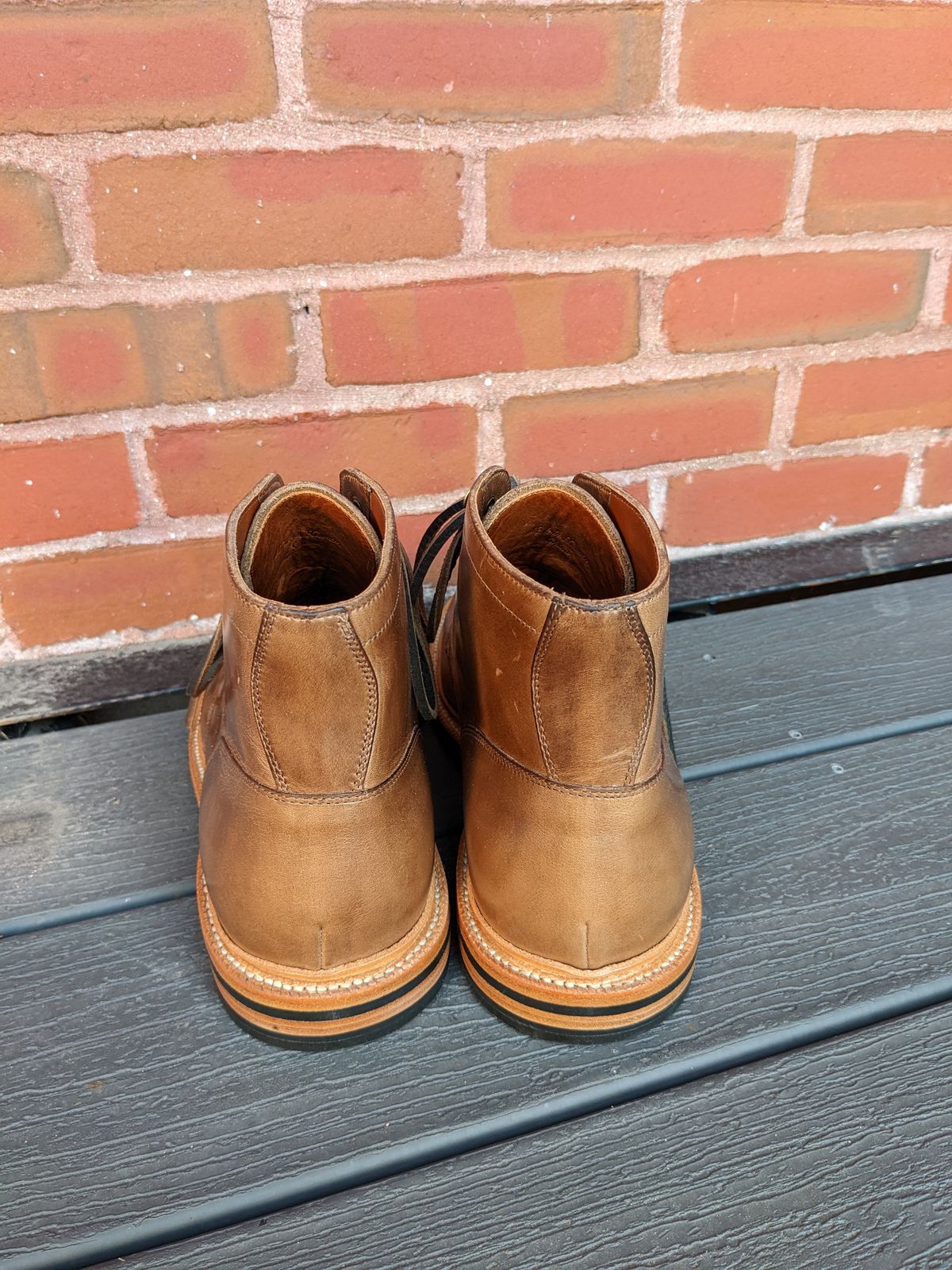 Photo by jwd on October 1, 2022 of the Grant Stone Diesel Boot in Horween Dune Chromexcel.