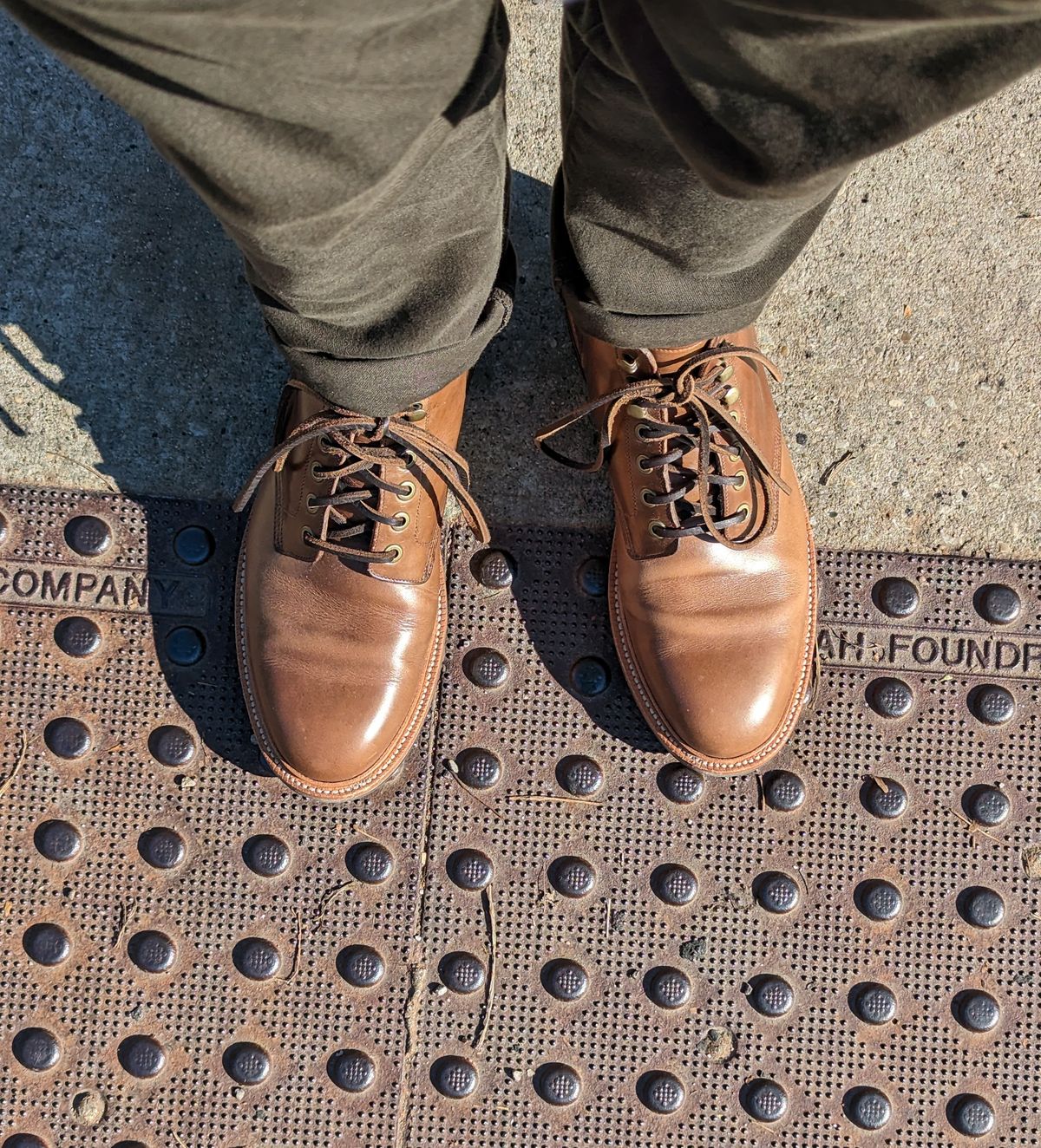 Photo by jwd on November 2, 2022 of the Grant Stone Diesel Boot in Horween Dune Chromexcel.