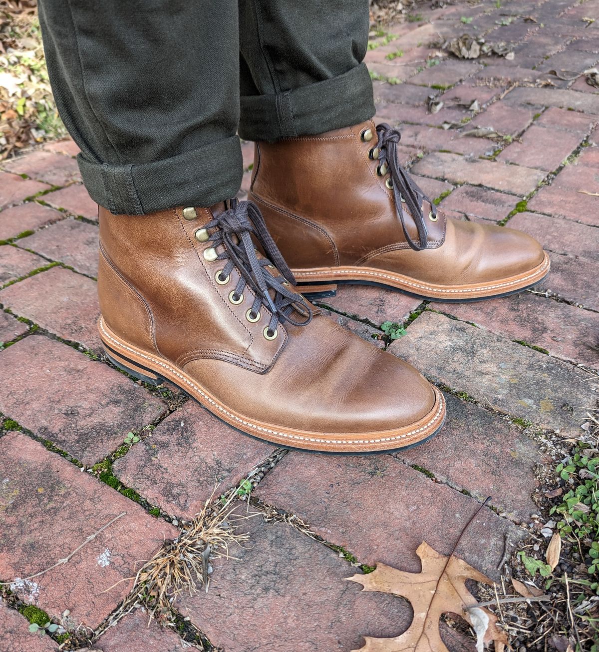 Photo by jwd on December 4, 2022 of the Grant Stone Diesel Boot in Horween Dune Chromexcel.