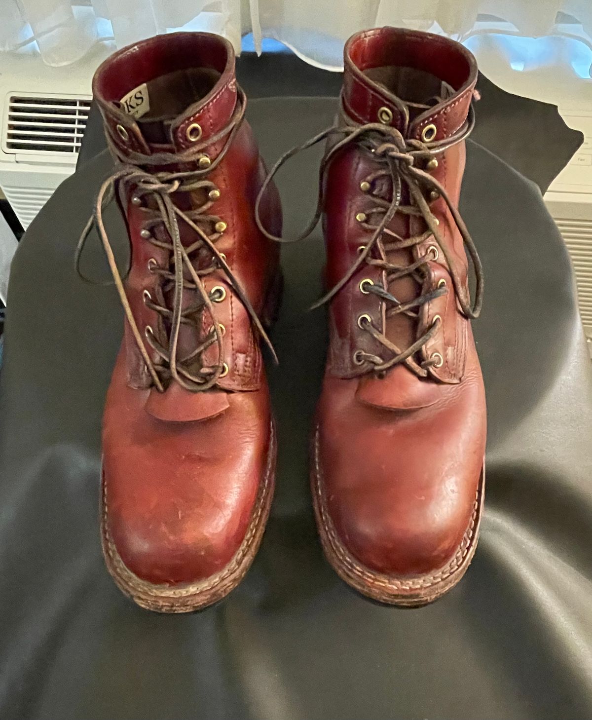 Photo by Nuc on December 2, 2025 of the Nicks MTO in Wickett & Craig Crimson Double Stuffed.