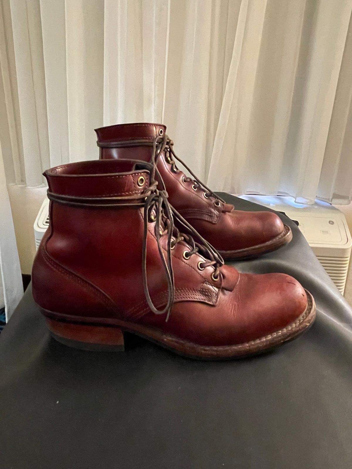 Photo by Nuc on December 2, 2025 of the Nicks MTO in Wickett & Craig Crimson Double Stuffed.