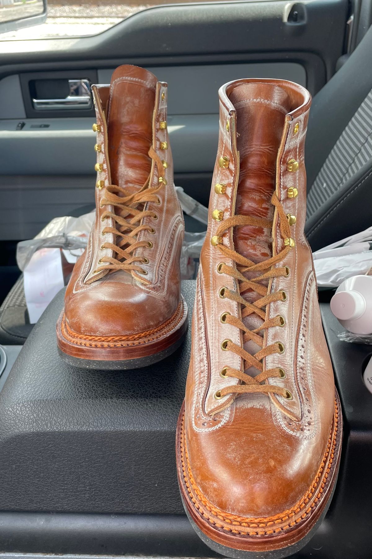 Photo by Nuc on November 1, 2025 of the Sagara Valiant in La Bretagna Natural Ghost.