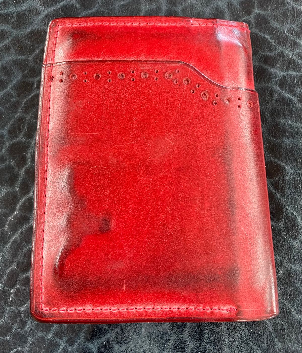 Photo by Nuc on March 2, 2026 of the Home made Full pocket wallet in La Bretagna Marlboro Ghost.