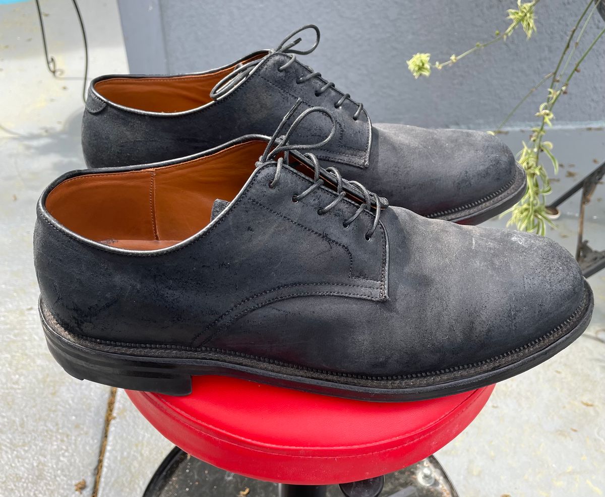 Photo by Nuc on March 5, 2024 of the Viberg Rockland Blucher in C.F. Stead Black Waxy Commander Suede.