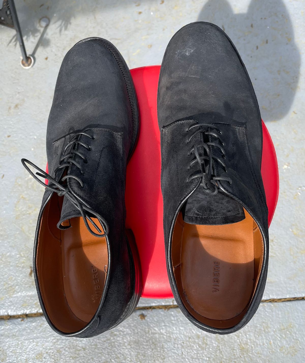 Photo by Nuc on March 5, 2024 of the Viberg Rockland Blucher in C.F. Stead Black Waxy Commander Suede.