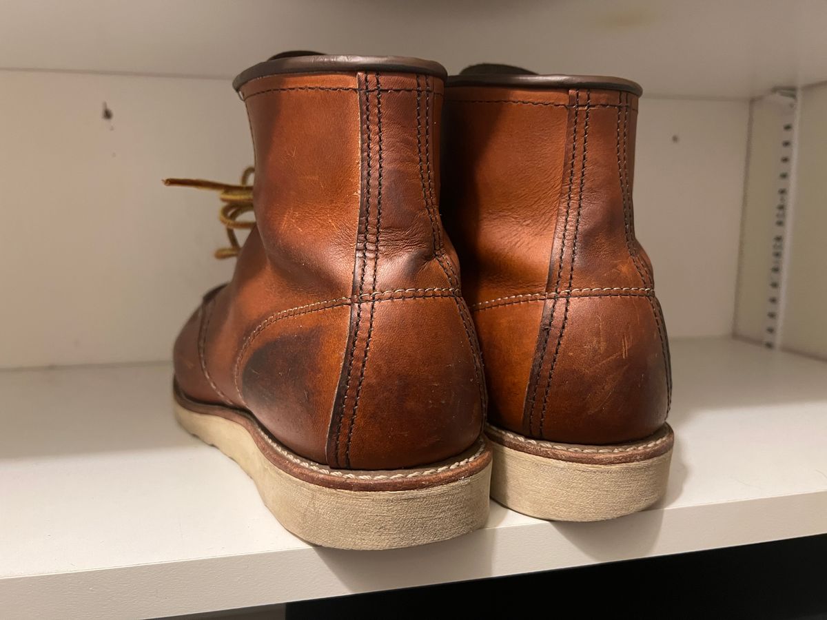 Photo by stuntman on August 31, 2022 of the Red Wing 6-Inch Classic Moc in S.B. Foot Oro Legacy.
