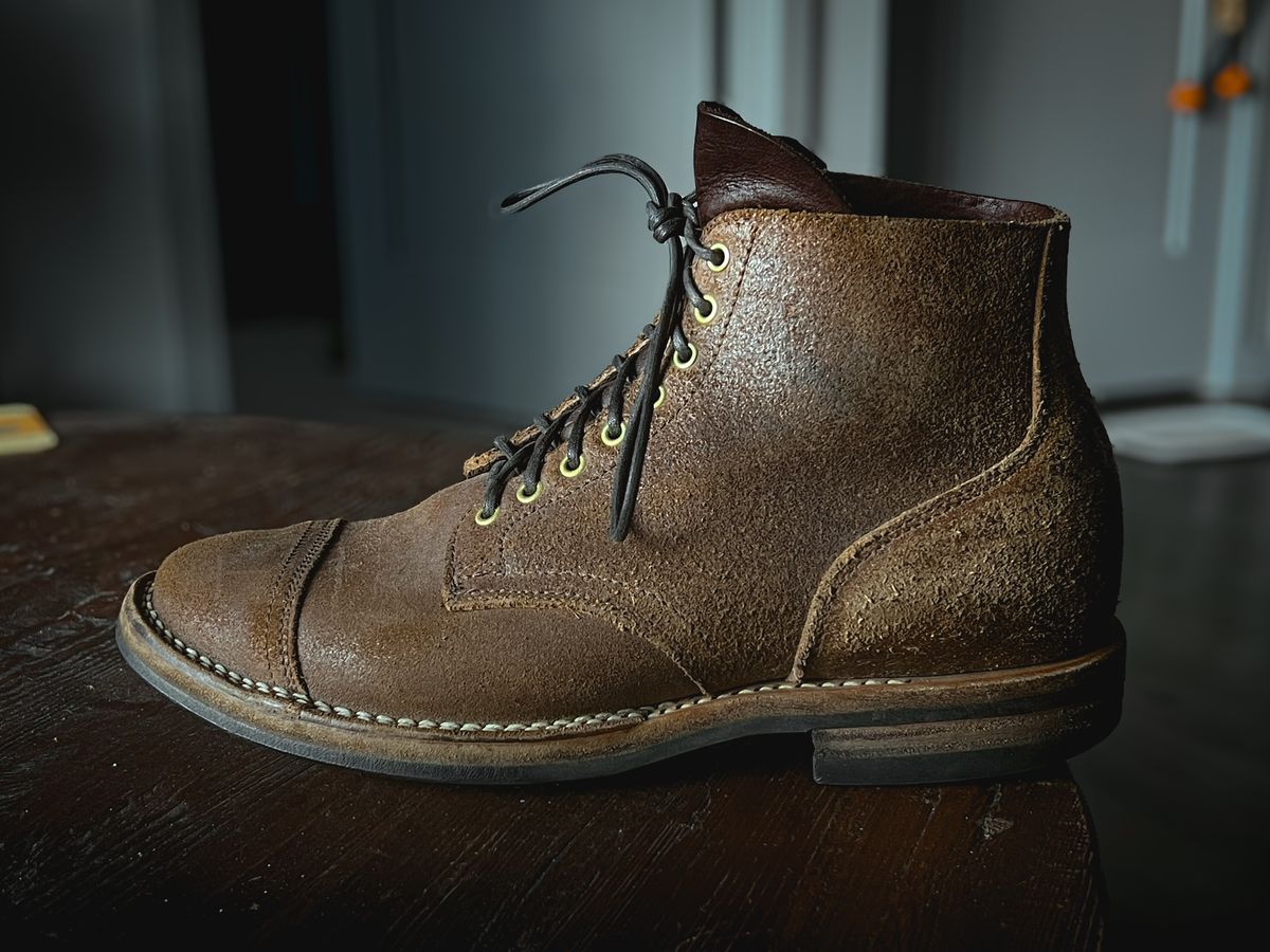 Photo by stuntman on October 16, 2024 of the Viberg Service Boot in Horween Natural Waxed Flesh.