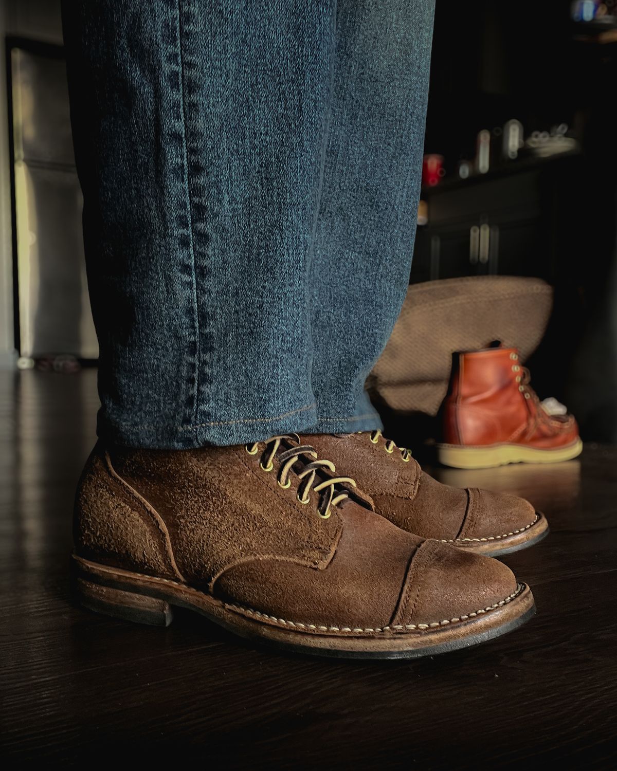 Photo by stuntman on December 9, 2024 of the Viberg Service Boot in Horween Natural Waxed Flesh.